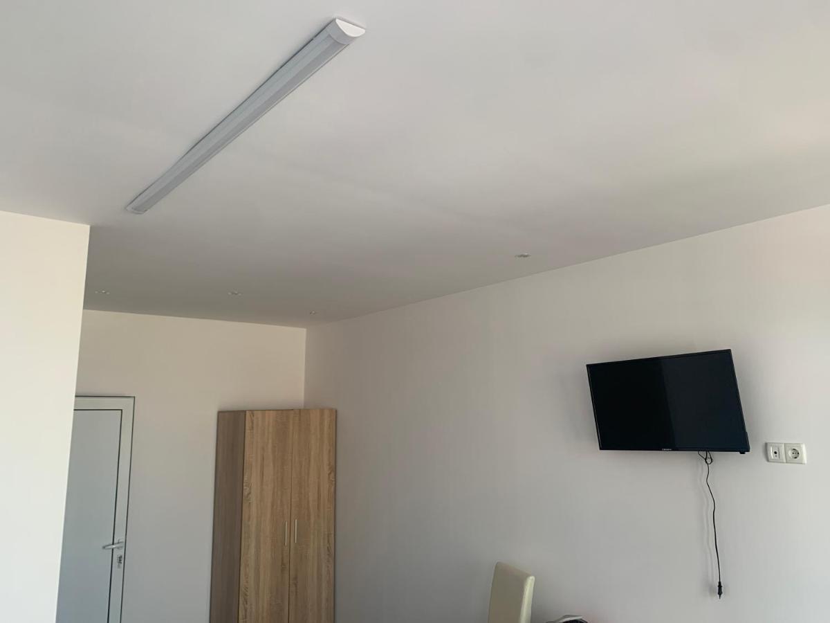 Стаи За Гости Ася Cavarna Exterior foto